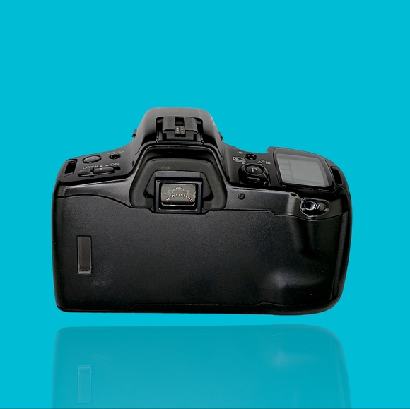 Minolta Maxxum 400si 35mm SLR Camera Body Only w/Strap - Picture 6 of 14